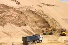 Unauthorized Sand Trafficking caught in the city
								